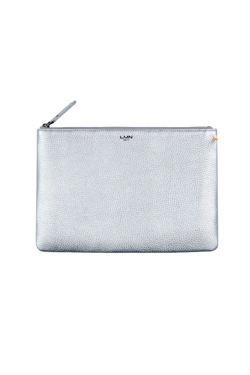 [NEW COLOR]SYMPHONY EMBO CLUTCH-SILVER
